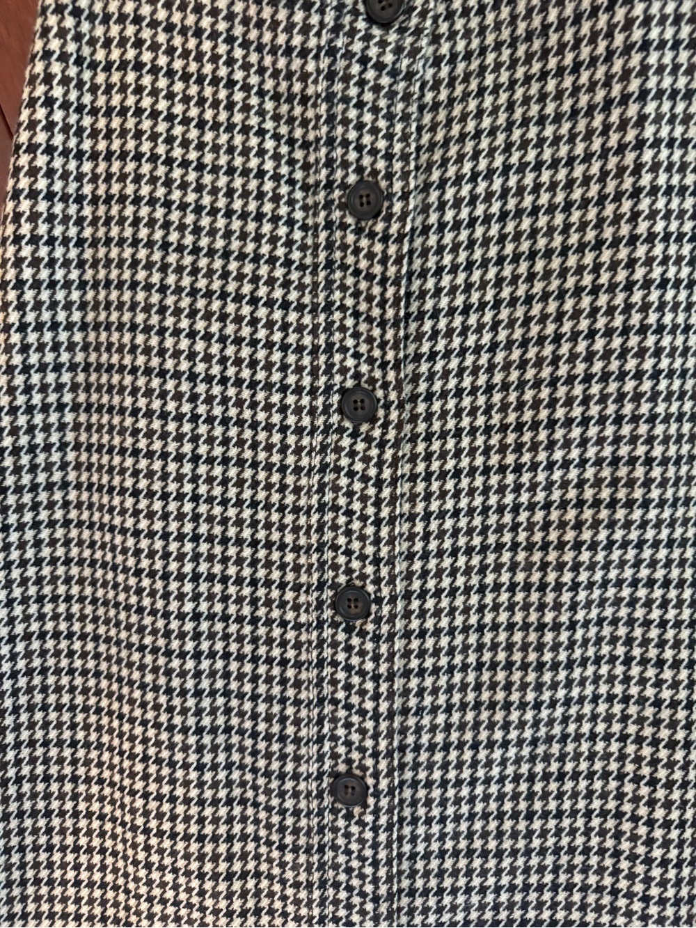 KORS Michael Kors 100% Wool Italian Houndstooth Button Midi Skirt SZ 2 - Picture 4 of 4